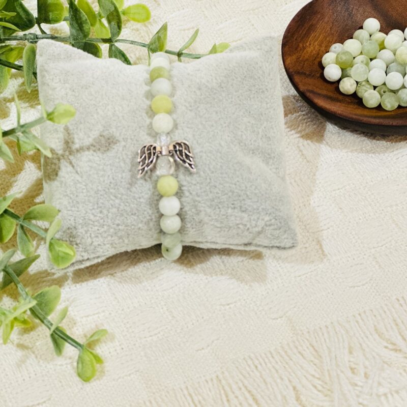 Schutzengel Armband aus mattem Jade